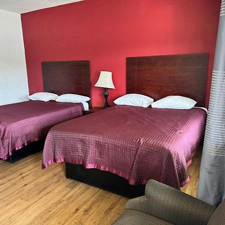 Travel Inn By Oyo Danville Us-29 Eksteriør billede